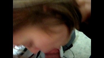 Preview 3 of Bi Da Zona Oeste 3 - Cute young blond learning to suck