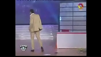 Preview 4 of Autoly G4 - Silvina escudero Strip dance