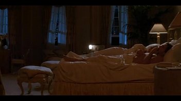 Preview 3 of India Sex Vdo - Bajos Instintos (1992)