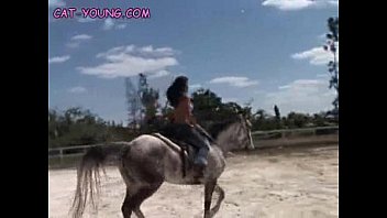 Preview 4 of Busty Mature Pussy Creampie - ToplessHorsebackRiding