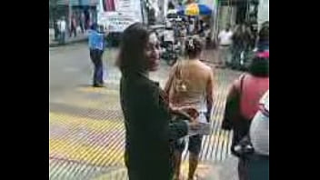 Preview 4 of Cuties Heels - REPARTIENDO PAPALES EN GARCIA.3GP