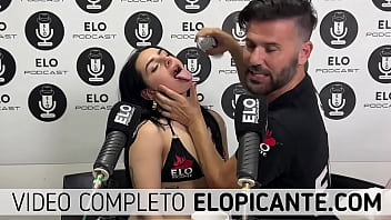 Preview 3 of Cremi Pussy - ALMENDRA SE TRAGA LA CREMA DE ELO PODCAST
