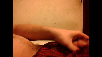Preview 1 of Penis Besar Pecah Perawan - Pulling on my cock