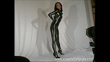 Preview 1 of In Games Sexx - Cute rubber babe streching sex