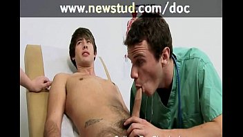 Preview 4 of Sex Garls 40 And 20 Boy - doctor v. studious physicals