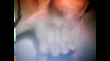 Preview 4 of Littil Girlr - colombiana mojandose 2