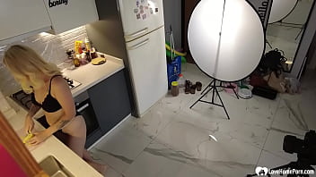 Preview 1 of Indion Bhabi Sex - Photoshoot turned into me fucking the model