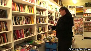 Preview 1 of Mom Son Morning Running - Banging the bookworm granny