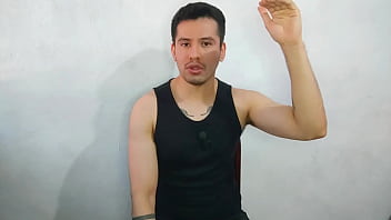 Preview 2 of Rub It And Bus - Jovencito le da sexo oral a la polla enorme gruesa del tio de su mejor amiga ! Se come su leche. Relato sexual