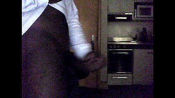 Preview 4 of Niave Men - Me masturbating