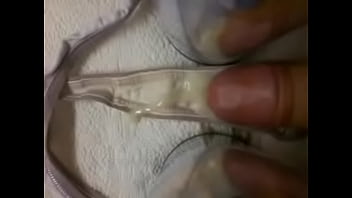 Preview 3 of Berondong Dick Woods - cum panty