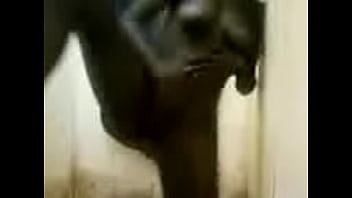 Preview 1 of Nude Beach Close Up Pussy 4 - 0 0 7 001