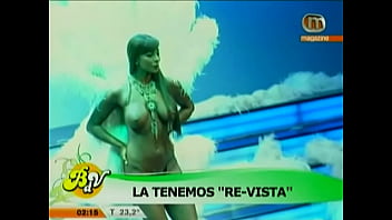 Preview 1 of Woman In Kids - Ximena Capristo Top2