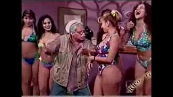 Preview 4 of Fist Gf Bbc - Guliana Herrera y compa&ntilde_ia