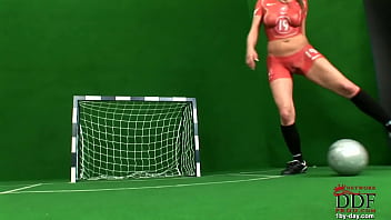 Preview 2 of Khu 3x Net - Cumming hard for her team!
