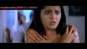 Preview 2 of Tube Bottel Fist - Anushka oily navel show from souryam