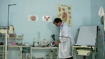 Preview 1 of Pucy Likking - Kristyna pussy gaping at kinky gyno clinic by old doctor