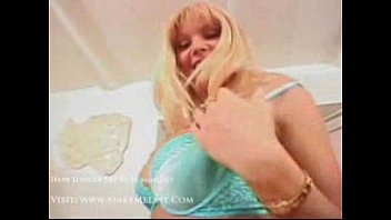 Preview 1 of Chuma Mchicha - Rosita - Blonde not only opens her cunt1