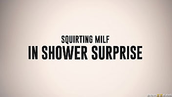Preview 4 of Busty Mature Mab - Squirting MILF in Shower Surprise.Alexis Fawx / Brazzers  / stream full from www.zzfull.com/hte