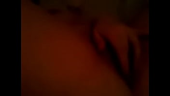 Preview 2 of Fude Baiha Na Praia - Exgirlfiend fingering herself on private video