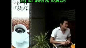 Preview 1 of Chico Gay Oliendo Lamiendo Pies - 2 hot Japanese guys having sex