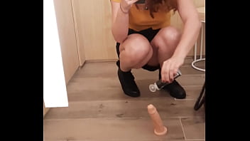 Preview 1 of Ana Anjo - Jerking off in the dressing room