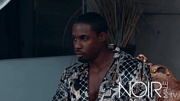 Preview 1 of Xxx Video Com Hd Wap In - I wanted to try a black man,  and I ended up with a broken ass
