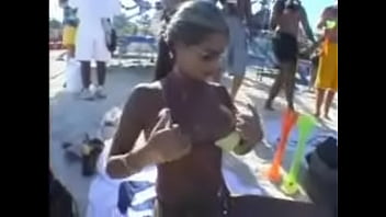 Preview 1 of Video Txx Porno - Rainha das Embaixadinhas