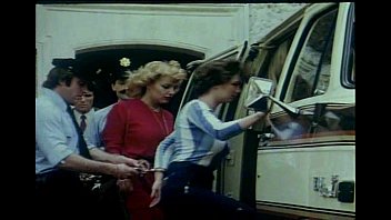 Preview 1 of Behrooz - Prisons Tres Speciales Pour Femme 1982 Olinka Hardiman