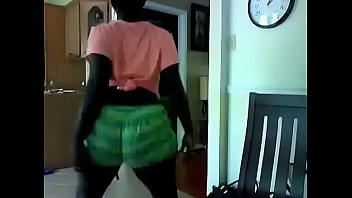 Preview 1 of Small Boy Guck Big Mom - Keedi&#039_s Ass