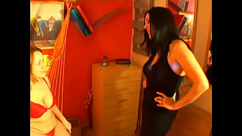 Preview 3 of Girls Amtuar - Trailer Pillados Sonia Rox HD