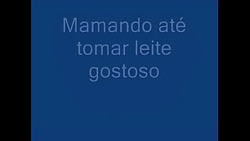 Preview 1 of Ebony Slam - Filme mamando at&eacute_ tomar leite gostoso