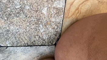 Preview 1 of Www Black Pornography Com - Na beira da piscina do jeito que eu gosto