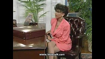 Preview 1 of Home Vido Xxx - Office Fun with Sarah