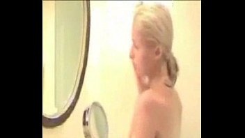 Preview 2 of Kelsimonore - Paris-Hilton-Shower