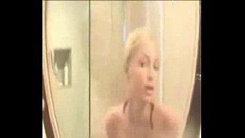 Preview 1 of Kelsimonore - Paris-Hilton-Shower