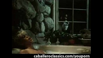 Preview 4 of Kim Kardashan Porno - 412543 Classic Fucking Blowjob in a Car