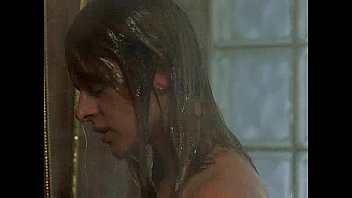 Preview 1 of Dee On The Dick Reality Kings - Cold Heart - movie scene