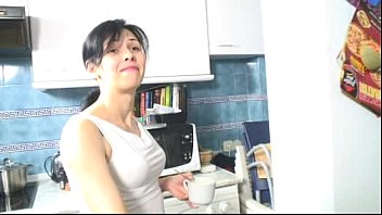 Preview 1 of Porno Cina Gemuk - cum in drinks - facial and coffee