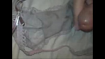 Preview 4 of Topless Wife Walking - VID 00005.3GP