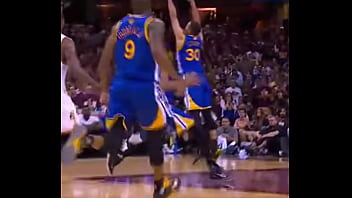 Preview 3 of Ass Madness - LeBron James enterrando gostoso nas novinhas de Calif&oacute_rnia