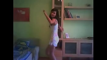 Preview 2 of Screaming And Weeping Teens - Dancing