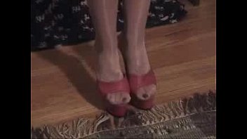 Preview 1 of Hairy Squirting Orgasm - Michelle Teasing Herself (and You) in Pantyhose