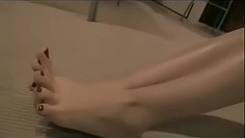 Preview 3 of Mijlfqhlo - Jodi Lindsay feet