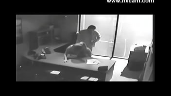 Preview 4 of Desi Nude Gallery - Security camera Films Sex At Office On Desk