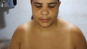 Preview 2 of Thamizhan Da - Esposa infiel paga el alquiler y le gusta como la follan con esa gran polla. mientras el cornudo de su marido trabaja