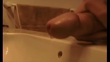 Preview 4 of Xxx Gd - Big Cock Cums in Sink