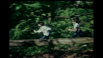 Preview 1 of Sekandal Ibu Tiri - Prisons Tres Speciales Pour Femme 1982 Christine Black-C Boirie Scn-9