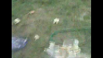 Preview 1 of Tayitli Porno Anesiyle - Apanhados a foder no jardim
