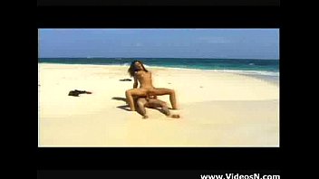 Preview 3 of Eufrat And Zuzana Lesbian - Best Beach Sex Scene